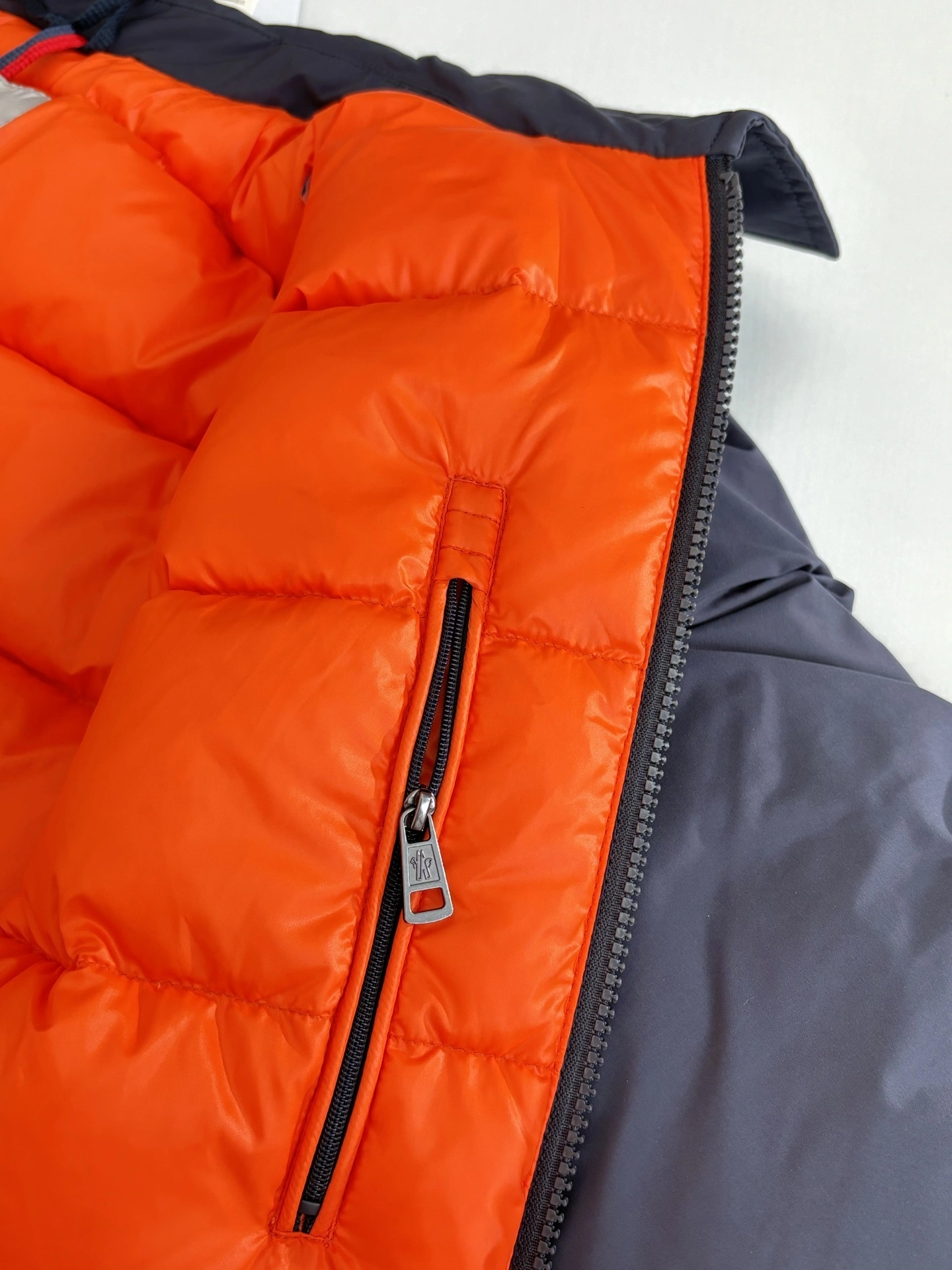 wg.luxury-- 7o9385r Down jacket item:E-F363I0619